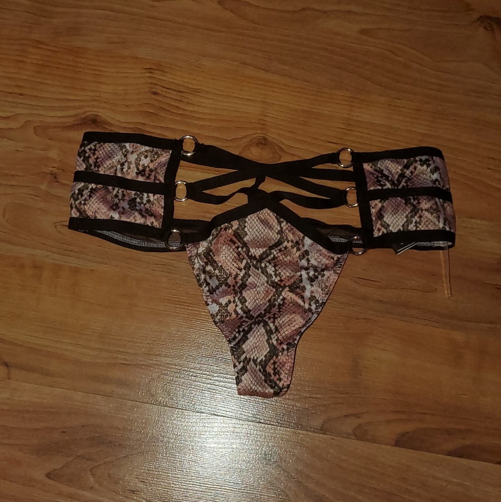 Victoria's secret very sexy thong